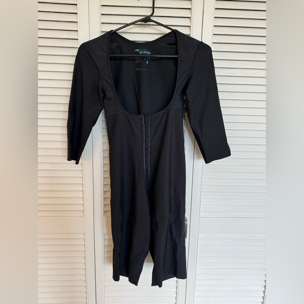Marena black 3/4 compression bodysuit, size M